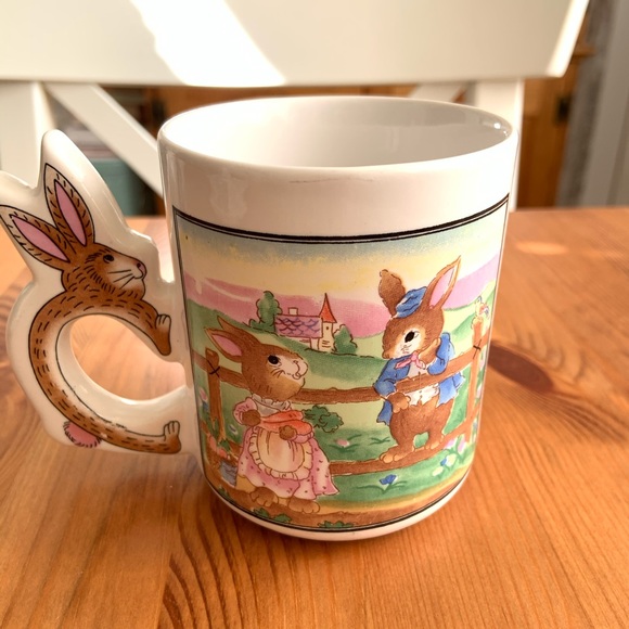 Vintage Peter Rabbit Mug / Beatrix Potter Mug. - Picture 6 of 17